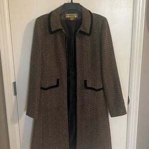 Chic Herringbone Trench Coat in Black and Brown sz8
